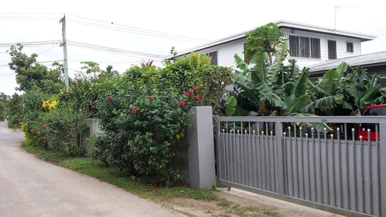 黎明住宿加早餐旅馆 努库阿洛法 外观 照片